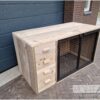 Dressoir bench steigerhout met stalen deur met lades van Hout-Art. staal, zwart, gepoedercoat, gaas, mesh, houtart, benchkast.