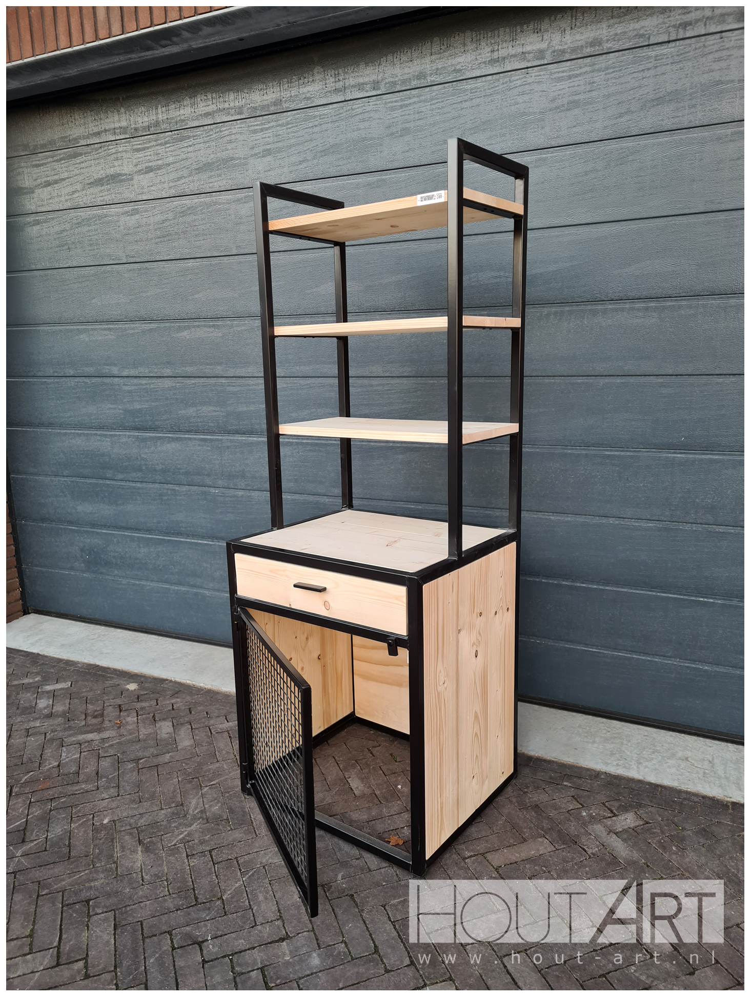 Hoge kast stalen frame bench met legplanken, lade van steigerhout van Hout-Art. huisdier, benchkast, gaasdeur, benches, houtart.