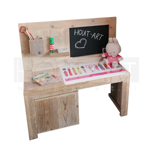 Kinderbureau / speeltafel steigerhout met krijtbord