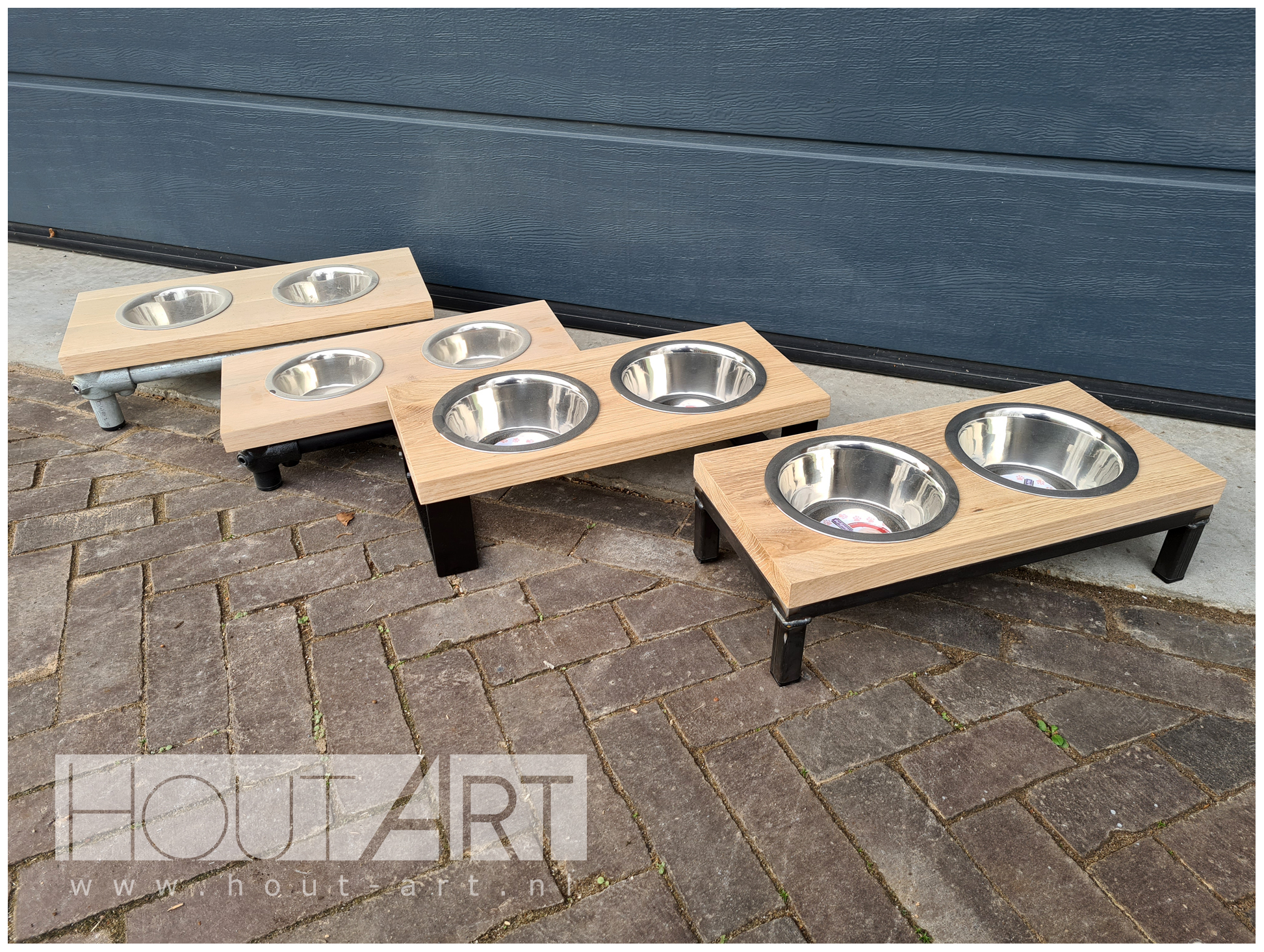 Eet drinkset indus eiken met staal, frame van Hout-Art, voerbak, voerbakken, huisdieren, hond, kat, rvs, bakjes, modern, houtart.