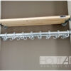 Kapstok luxe dubbel verzinkte steigerbuis met steigerhout van Hout-Art. steigerbuizen, zwart, gepoedercoat, modern, industrieel, haakjes, houtart.