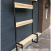 Kapstok frame staal met oud eiken spoorbiels legplanken van Hout-Art. stalen frame, haakjes, zwart, gepoedercoat, modern, industrieel, kapstokken, bankje, houtart.