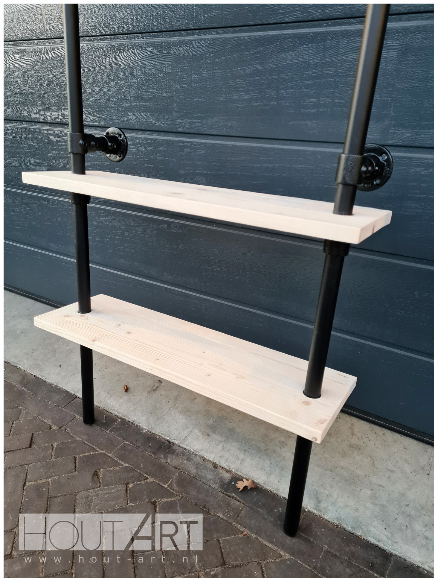 Kapstok staand zwarte steigerbuis met steigerhout schoenenplank en legplank van Hout-Art. Industrieel, steigerbuizen, zwart, gepoedercoat, modern, haakjes, houtart.