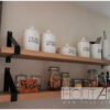 Wandplank stalen beugel met eiken van Hout-Art.