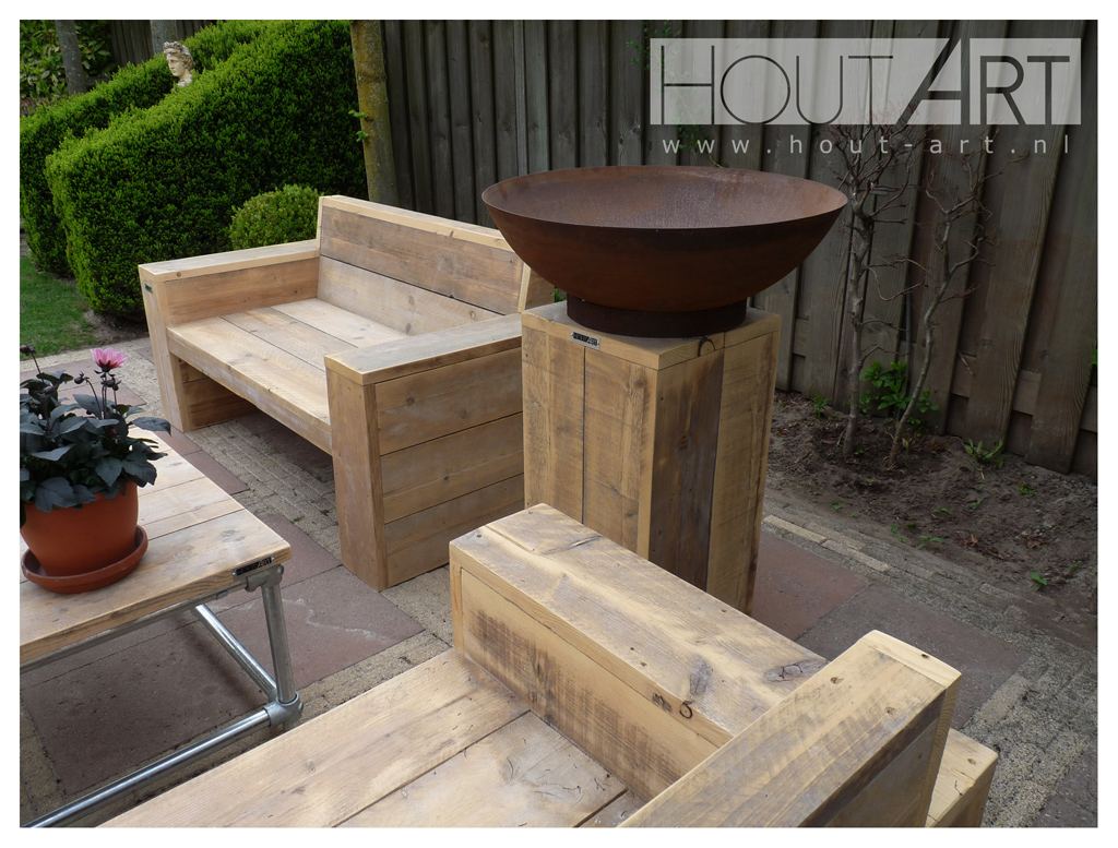 Zuil sokkel steigerhout van Hout-Art. gebruikt hout, decoratie, plantenzuil, houtart.