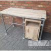 Bureau verzinkte steigerbuis zwevende kast met steigerhout van Hout-Art.