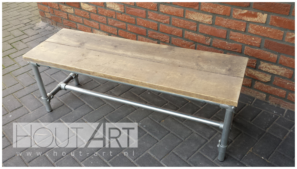 Bank verzinkte steigerbuis met steigerhout van Hout-Art. tuinbank, steigerbuizen, terras, tuinmeubel, houtart.