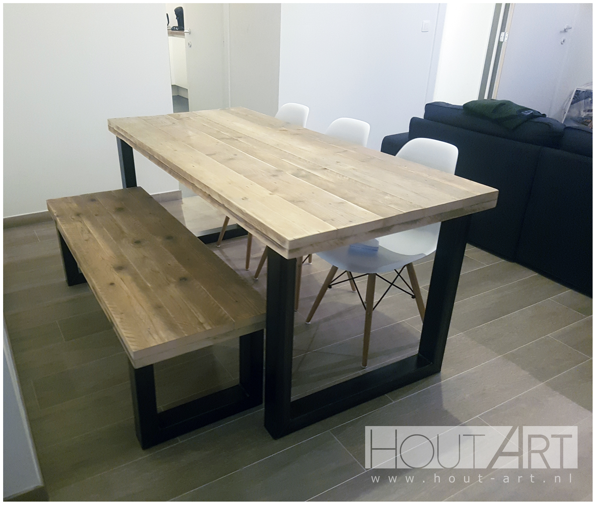 Bank u-poot staal met steigerhout van Hout-Art. tuinbank, tafel, tuintafel, gepoedercoat staal, frames, houtart.