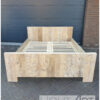 Tweepersoonsbed steigerhout luxe van Hout-Art. slapen, slaapkamer, 2-persoons, gebruikt hout, landelijk, slaapkamer, industrieel, houtart.