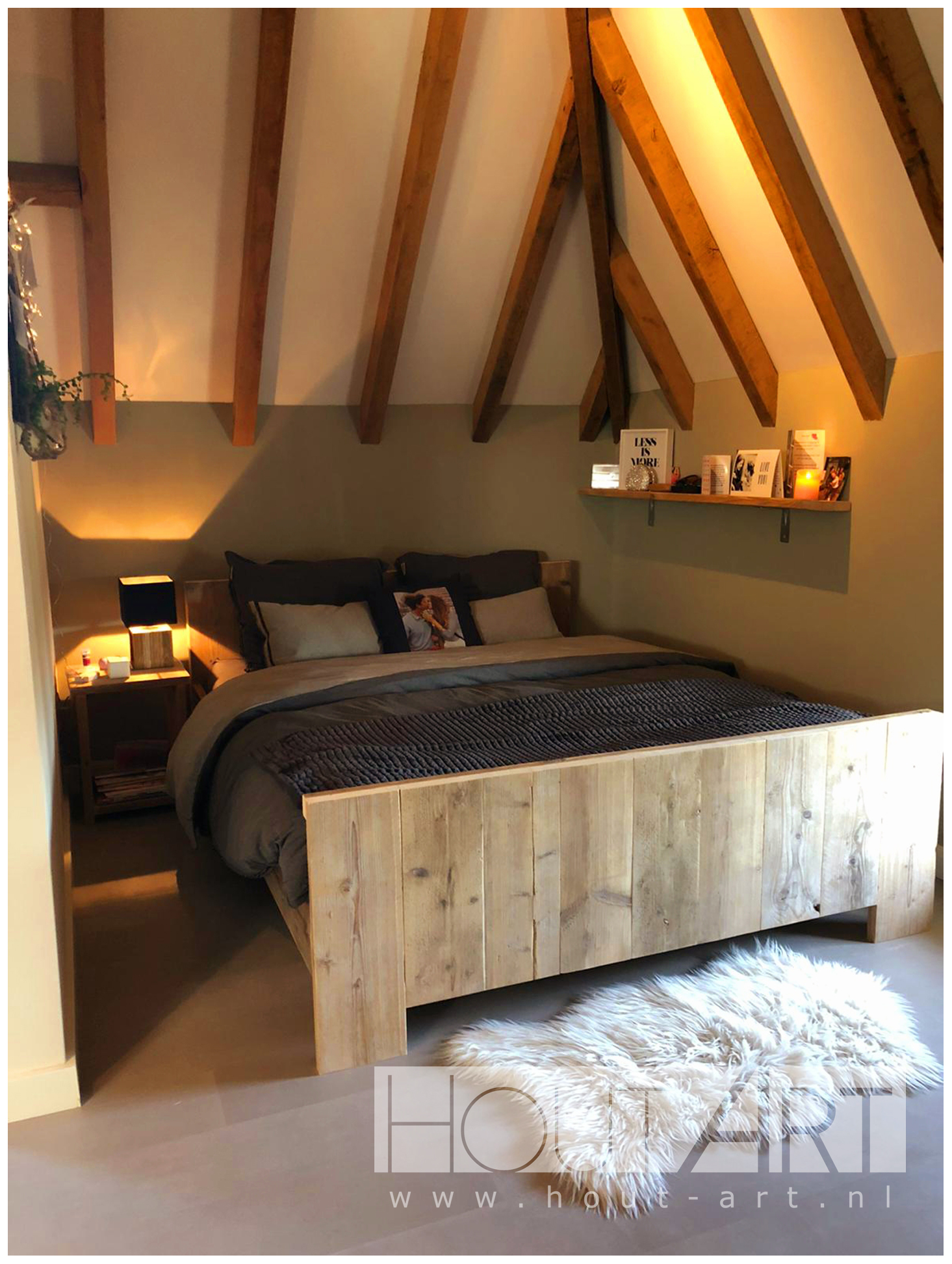Tweepersoonsbed steigerhout luxe van Hout-Art. slapen, slaapkamer, 2-persoons, gebruikt hout, landelijk, slaapkamer, industrieel, houtart.