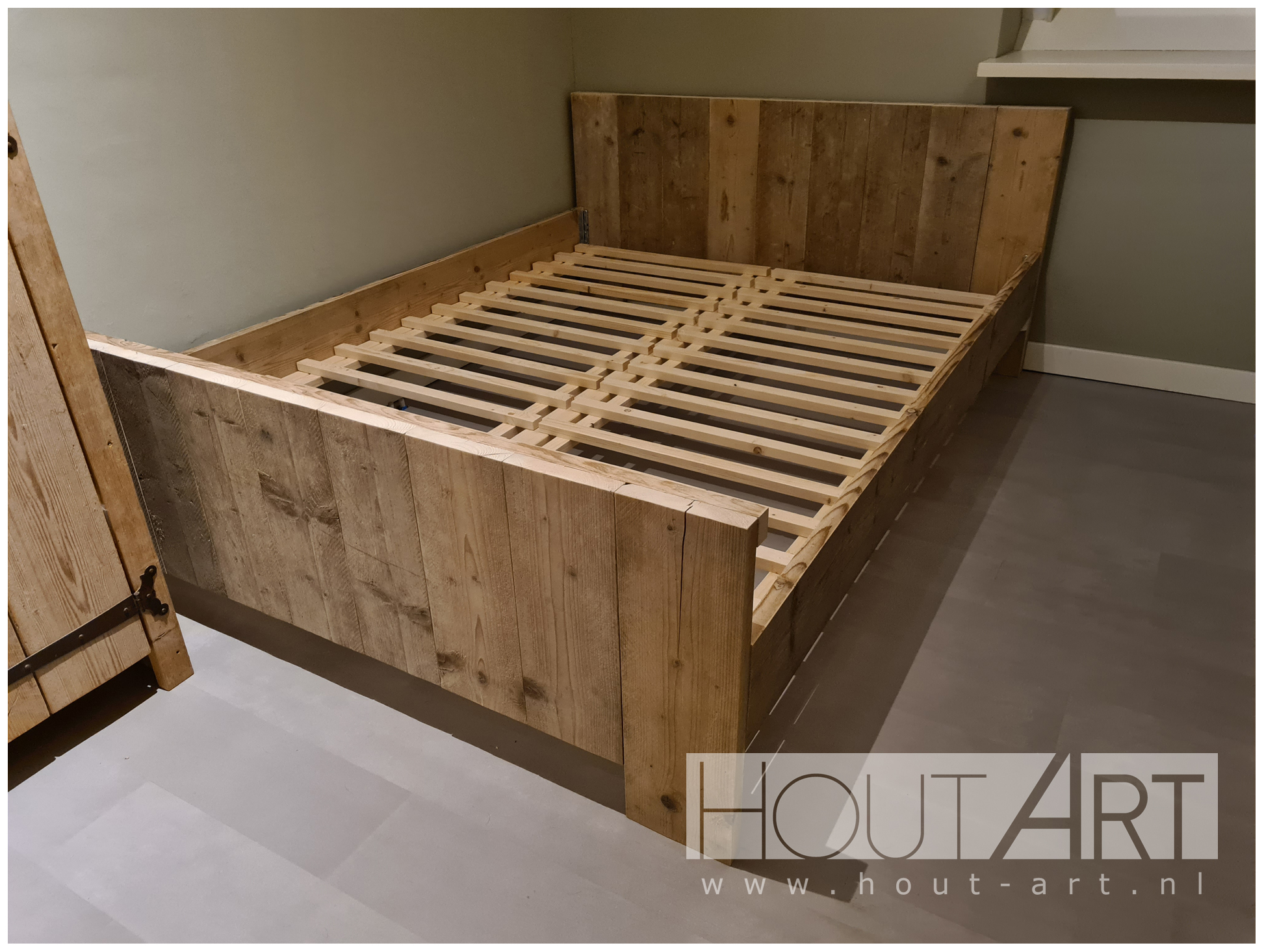 Tweepersoonsbed steigerhout luxe van Hout-Art. slapen, slaapkamer, 2-persoons, gebruikt hout, landelijk, slaapkamer, industrieel, houtart.