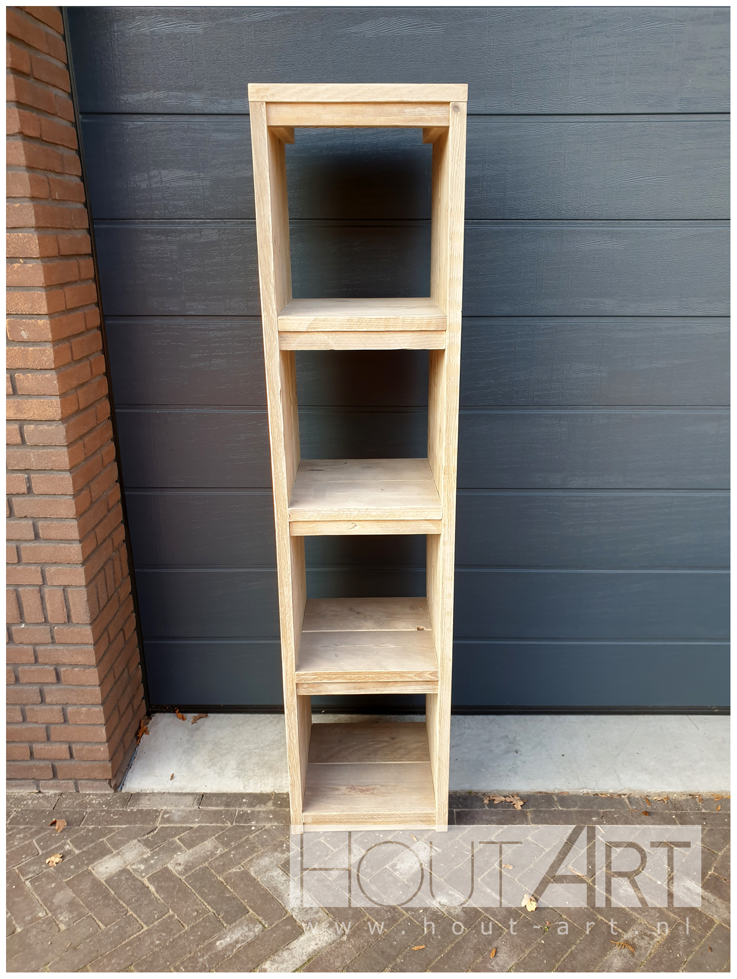 Boekenkast medi steigerhout van Hout-Art. kast, opbergkast, boeken, steigerhouten, landelijk, houtart.