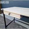 Bureau zwarte steigerbuis met lade steigerhout van Hout-Art.
