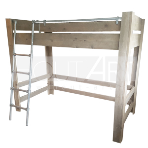 Hoogslaper steigerhout met steigerbuistrap