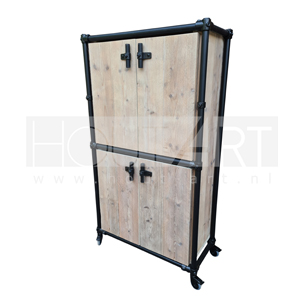 Opbergkast zwarte steigerbuisframe en steigerhout