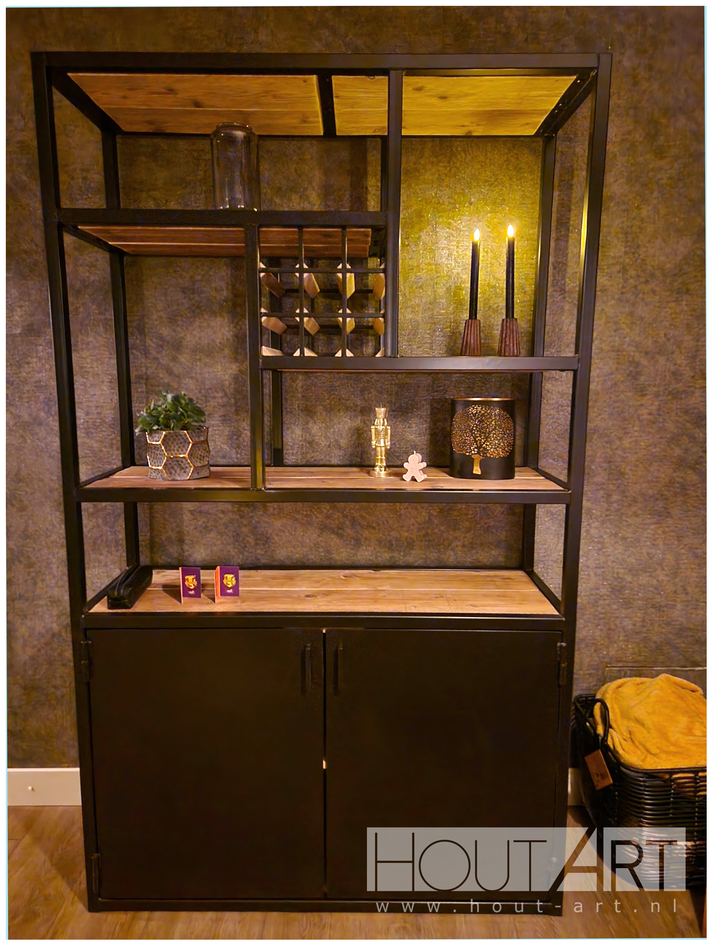 Kast hoog vakkenkast wine wijnvakken staal zwart gepoedercoat van Hout-Art.