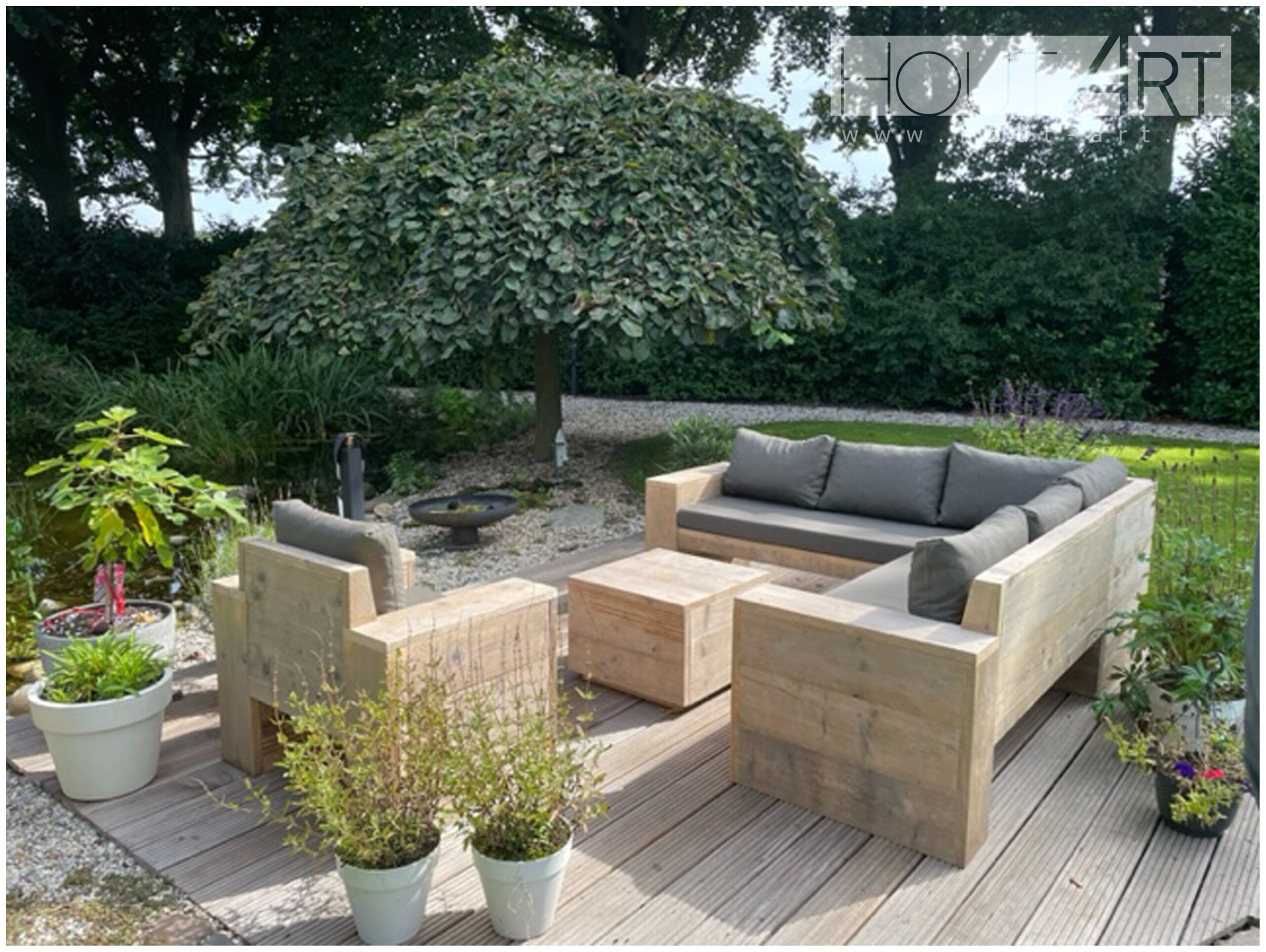 Hoek loungebank open net armleuningen steigerhout van Hout-Art. Tuinmeubel, loungeset, gebruikt hout, buitenkeuken, vuurtafel, tuinmeubels, houtart.