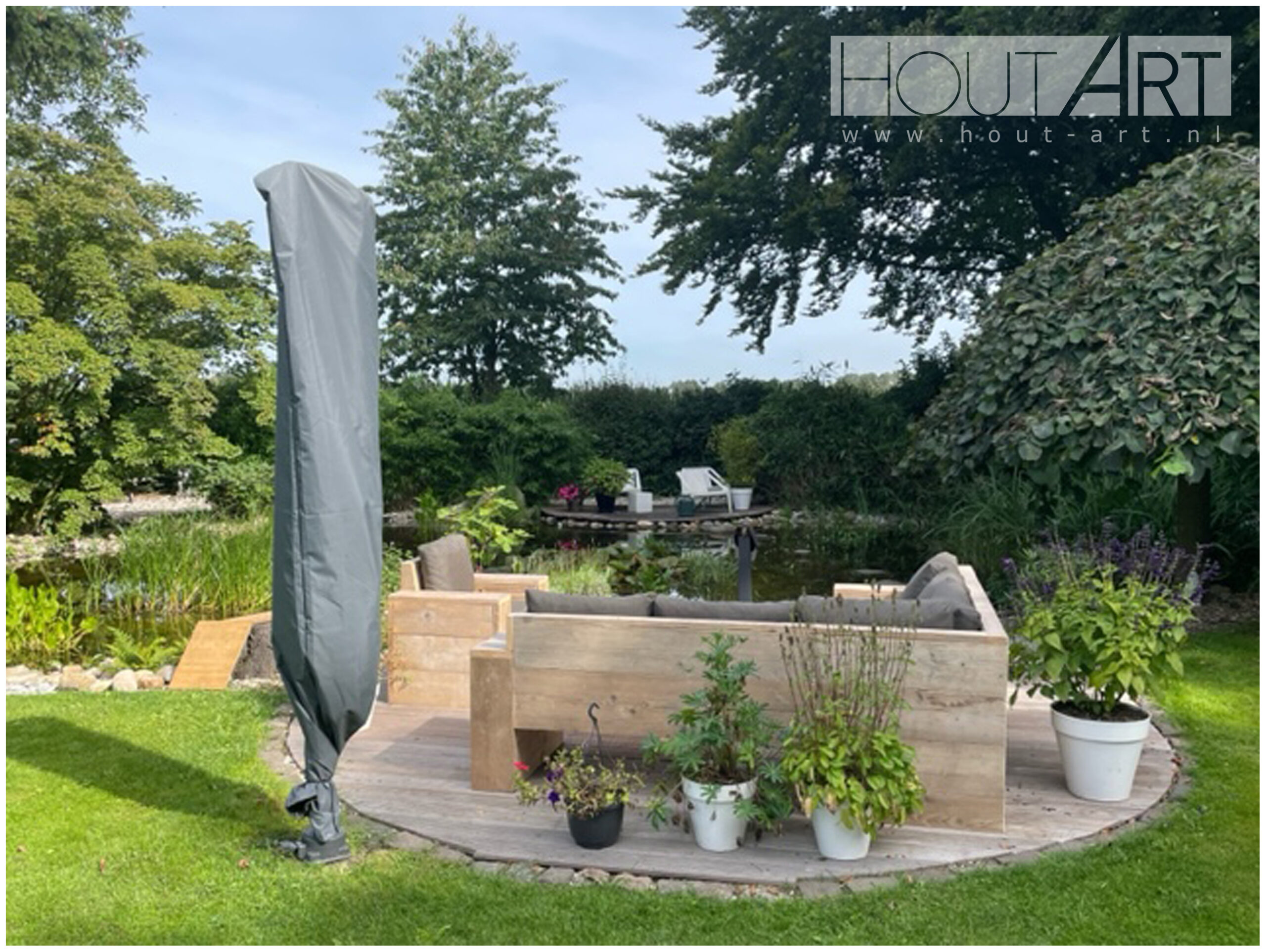 Hoek loungebank open net armleuningen steigerhout van Hout-Art. Tuinmeubel, loungeset, gebruikt hout, buitenkeuken, vuurtafel, tuinmeubels, houtart.