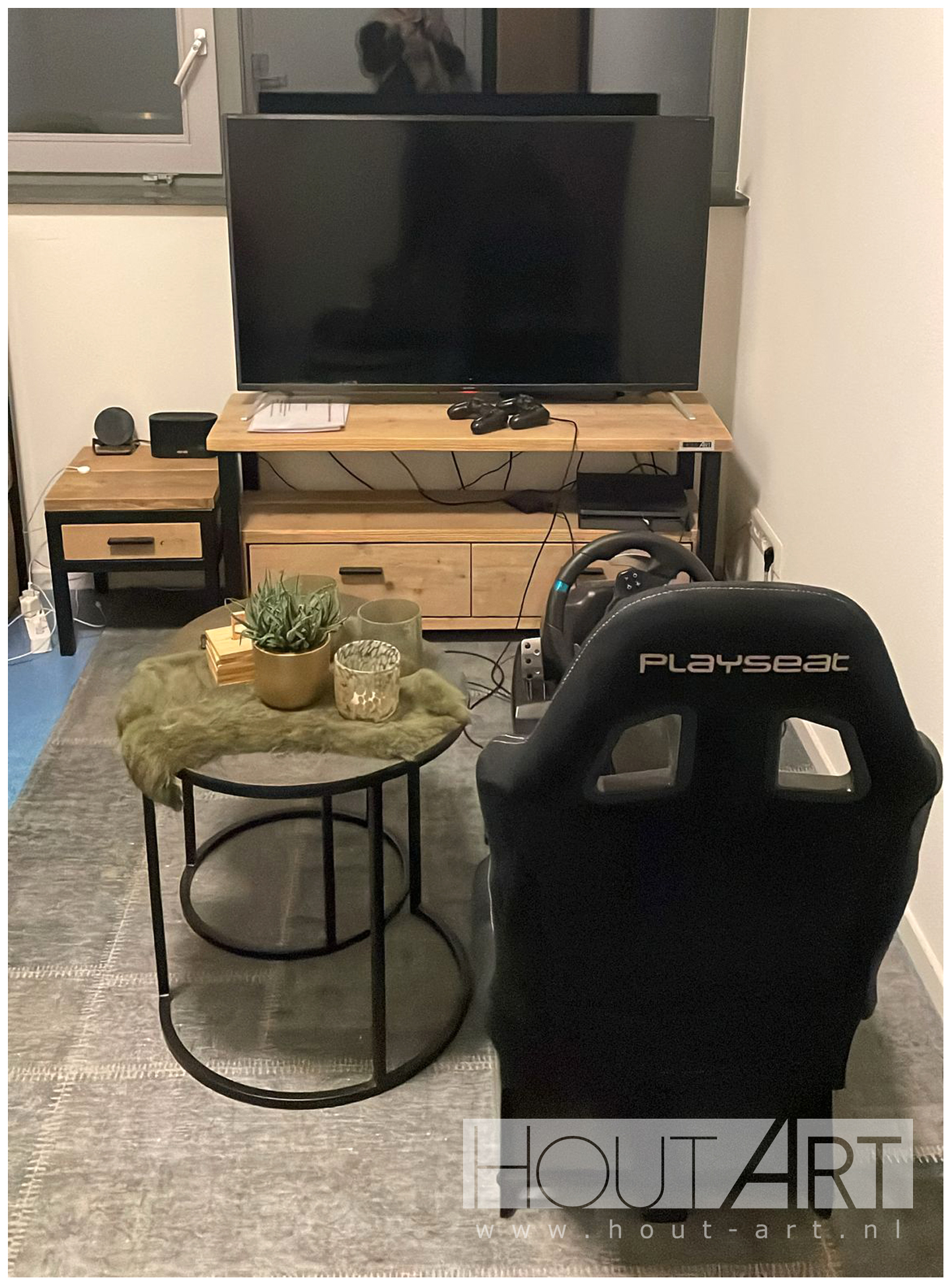 Nachtkastje stalen frame met steigerhout van Hout-Art.