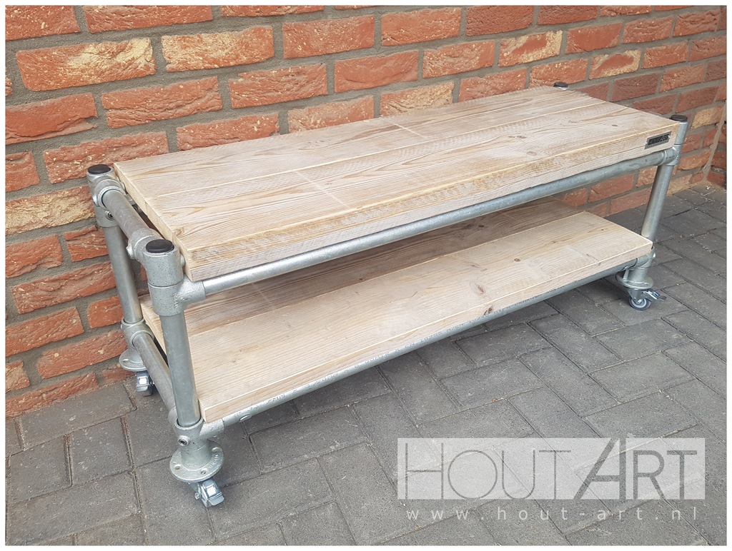 tv-meubel luxe verzinkte steigerbuis met steigerhout van Hout-Art. Industrieel, modern, tvmeubel, steigerbuizen, zwart, gepoedercoat, houtart.