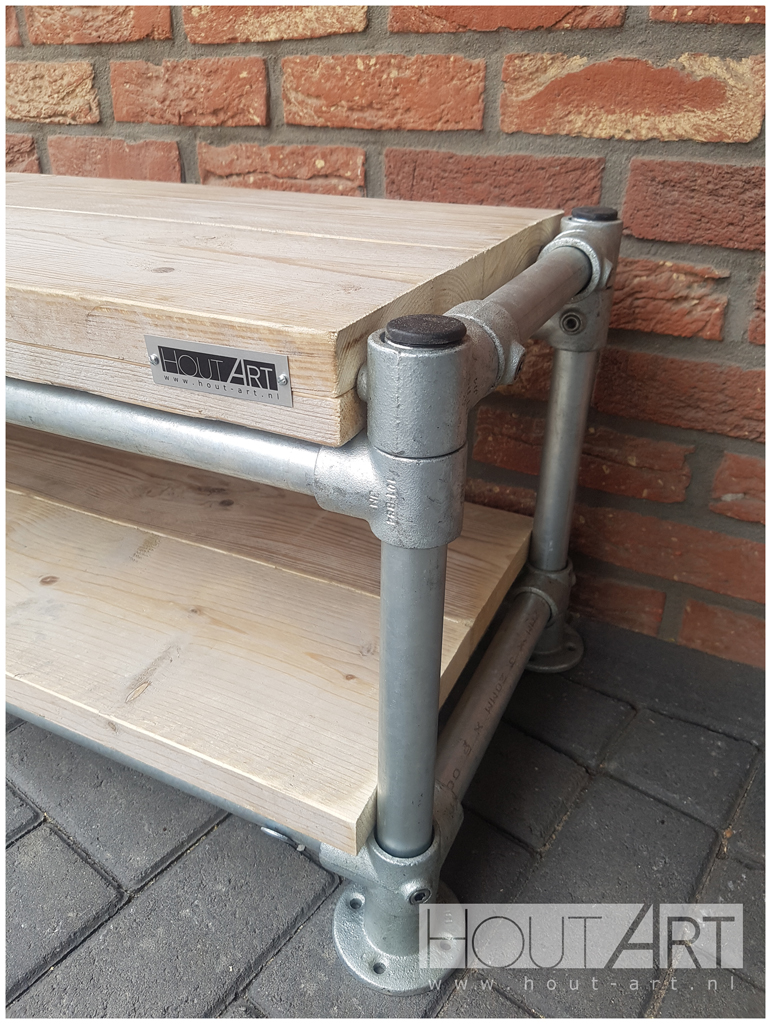 tv-meubel luxe verzinkte steigerbuis met steigerhout van Hout-Art. Industrieel, modern, tvmeubel, steigerbuizen, zwart, gepoedercoat, houtart.