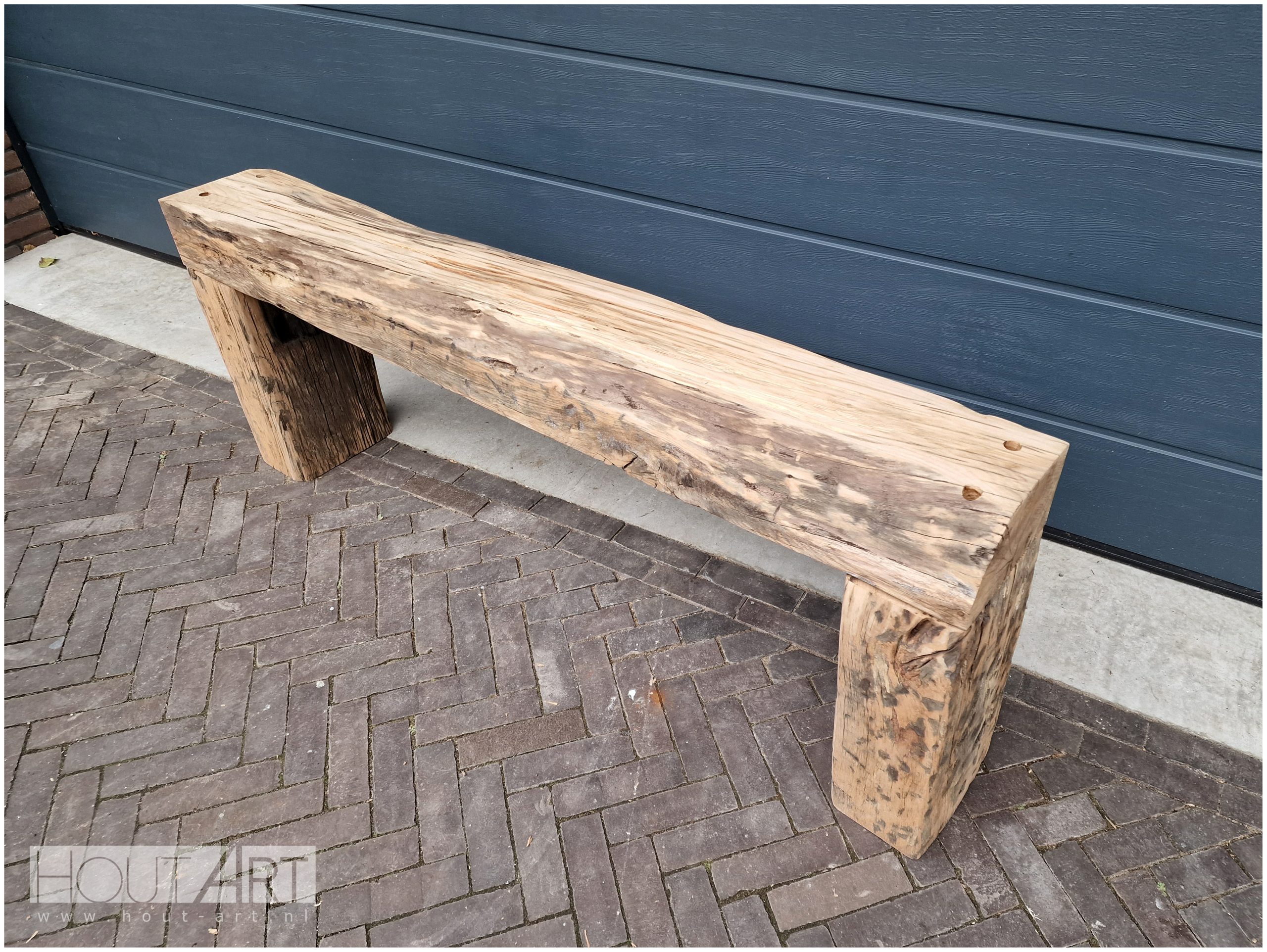 tv-meubels robby oud eiken spoorbiels Hout-Art. zwart gepoedercoat, staal, industrieel, modern, legplank, balk, spoorbiels, houtart.