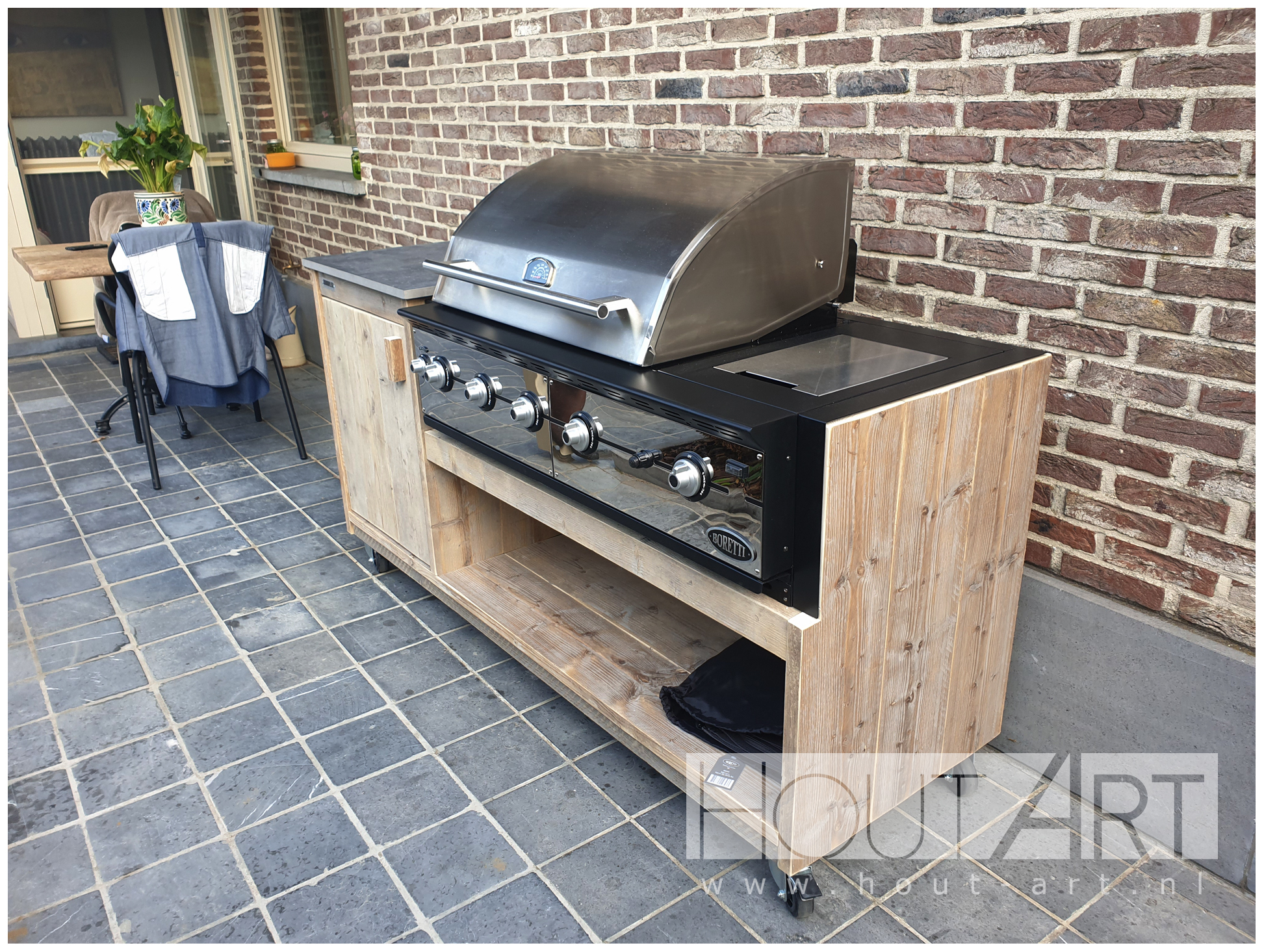 Buitenkeuken enkel voor Boretti Ligorio Ibrido Top, steigerhouten buitenkeukens van Hout-Art.