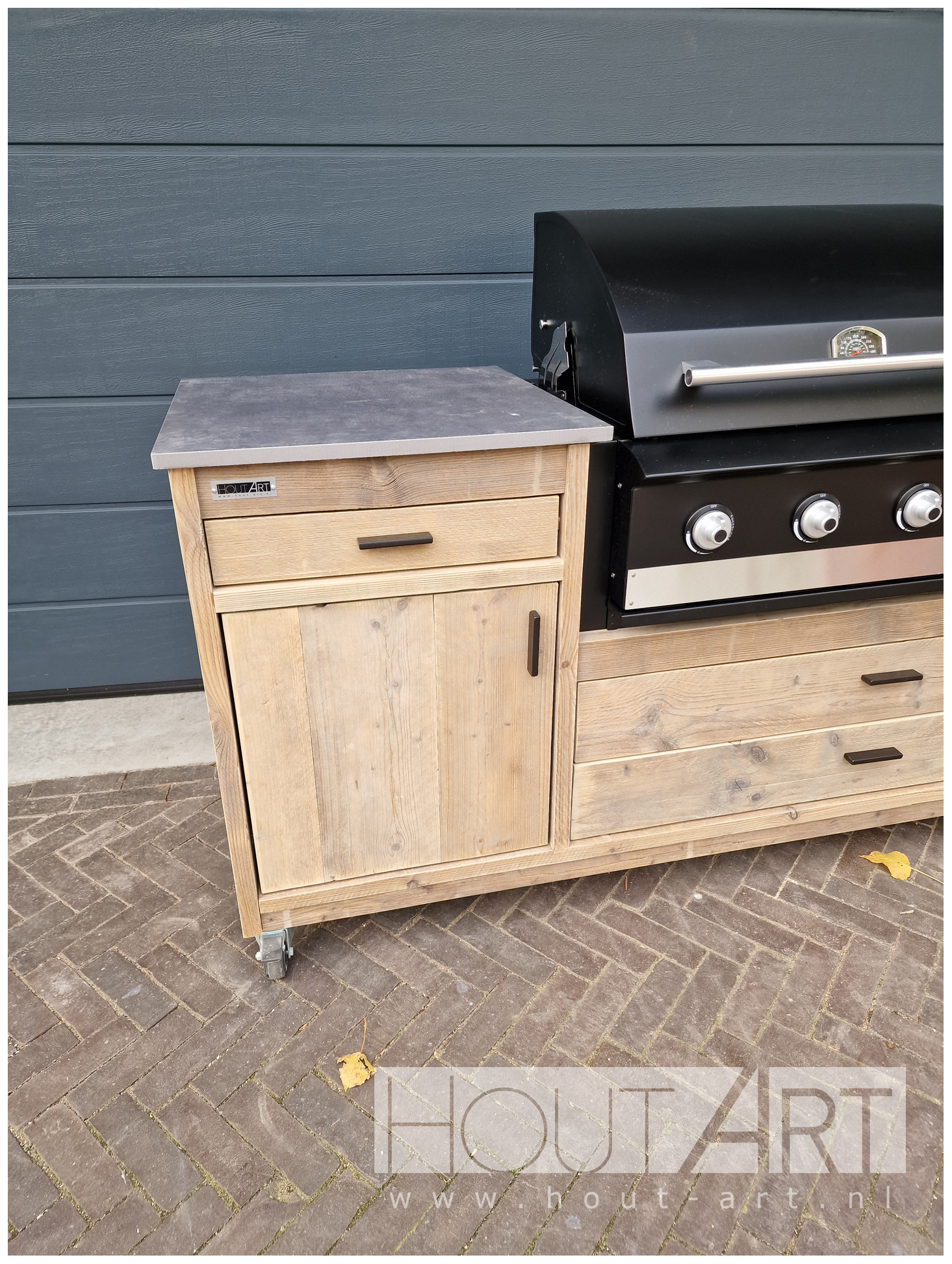 Buitenkeuken enkel clean voor Boretti Ibrido Ligorio top van Hout-Art. wjinvakken, handgrepen, keramisch blad, wielen, gebruikt steigerhout, houtart.