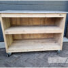 Buitenkeuken losse kast dubbel legplank, legplanken van steigerhout, wielen en keramisch blad van Hout-Art.