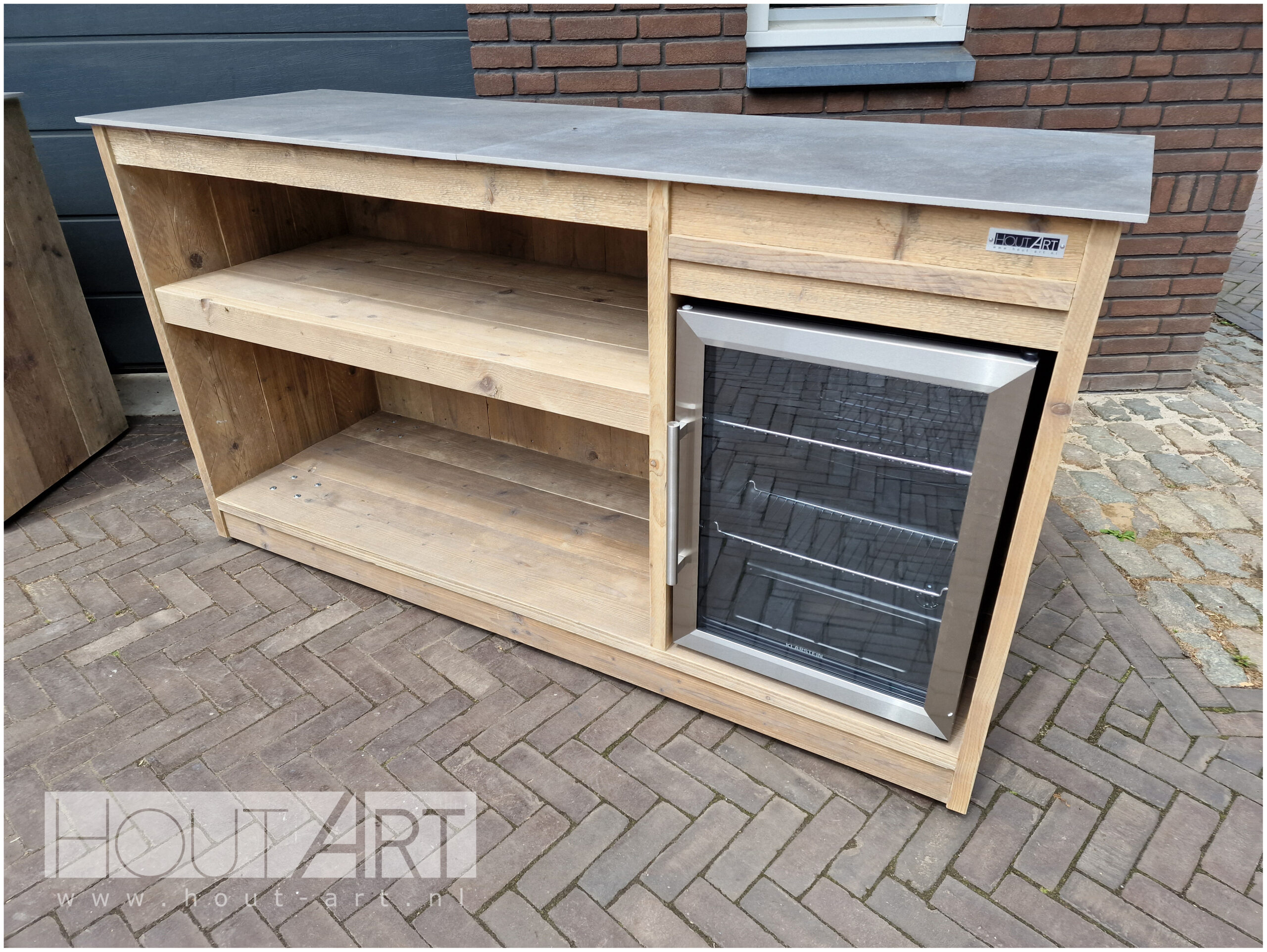 Buitenkeuken losse kast legplank fridge van Boretti Ibrido of Ligorio Top met spoelkeuken en grohe kraan van Hout-Art.