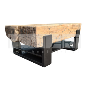 Salontafel stalen u-poot met oud eiken spoorbiels en stalen legplank