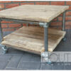 Salontafel verzinkte steigerbuis met boekenplank en steigerhout van Hout-Art.