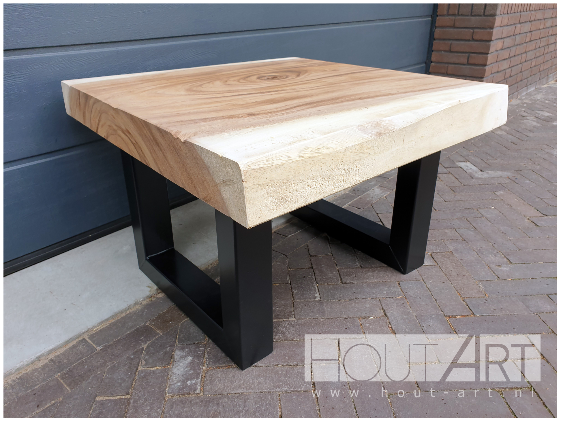 Salontafel u-poot staal met suar van Hout-Art.