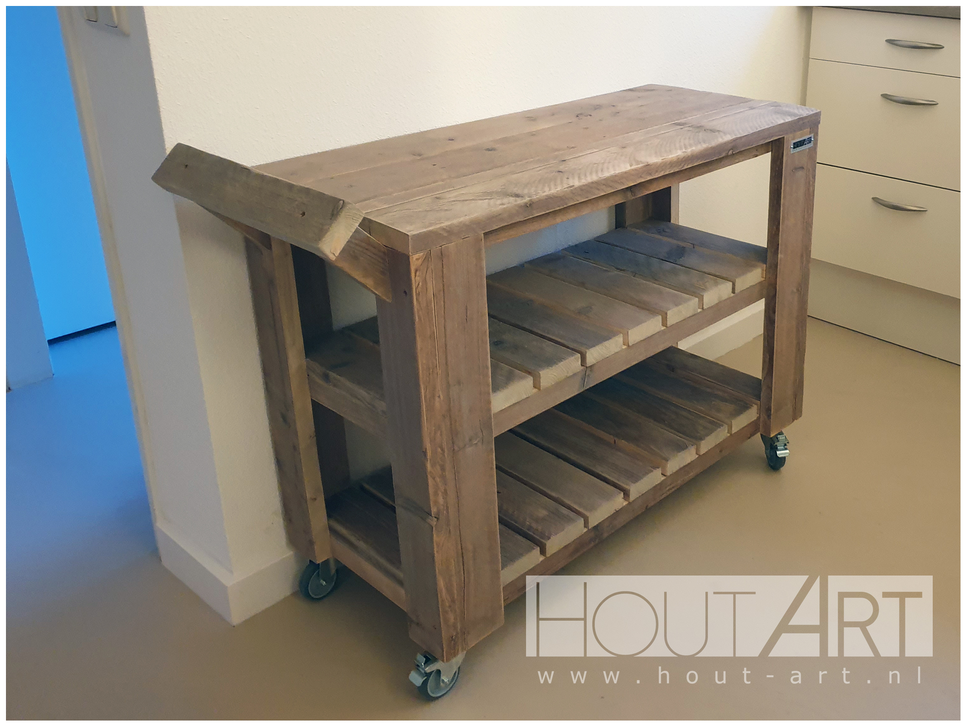 Sidetable luxe steigerhout, trolley met latjes van Hout-Art.
