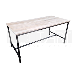 Tafel zwarte steigerbuis met massief eiken