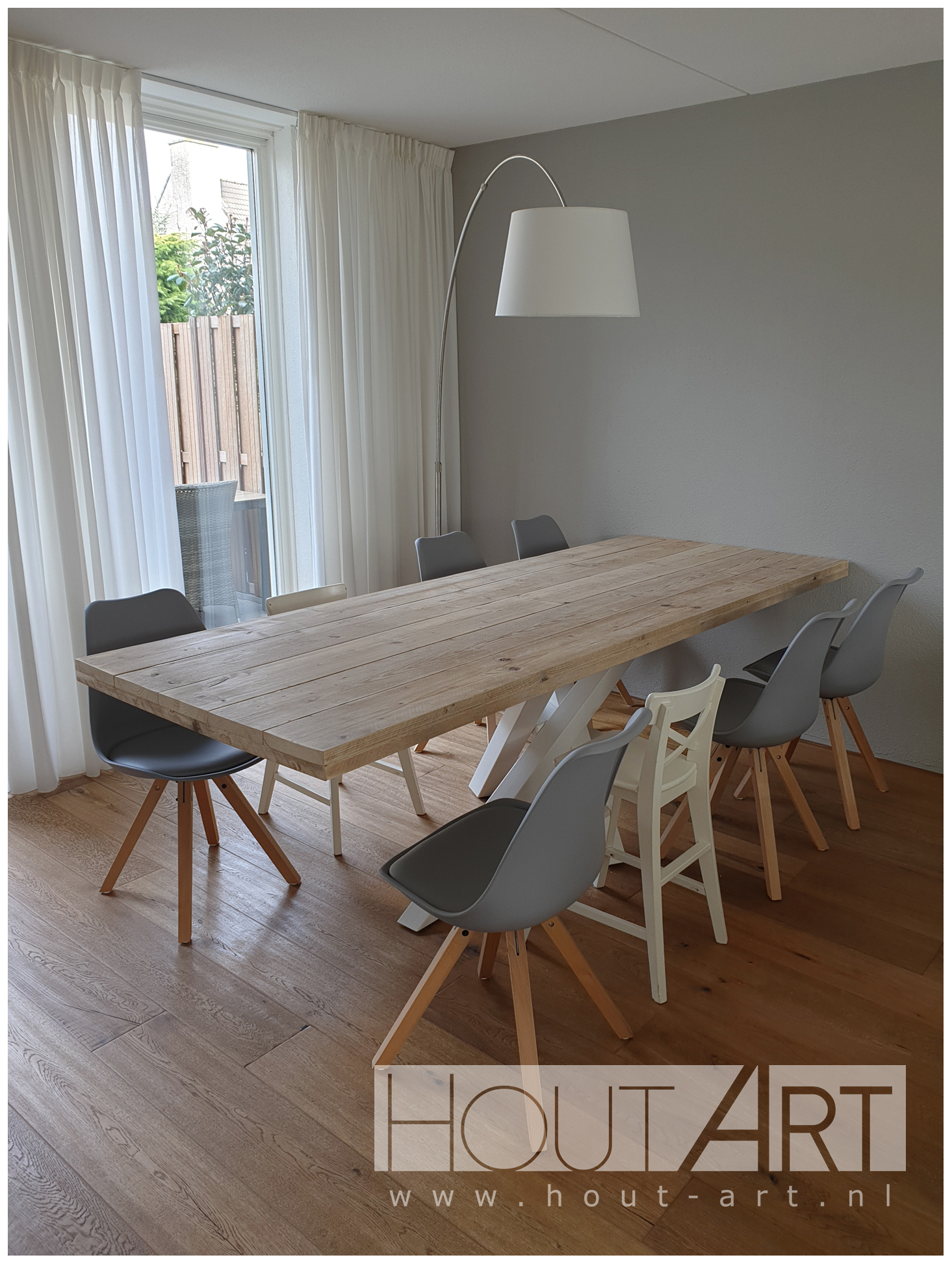 Tafel twisterpoot staal met steigerhout van Hout-Art.