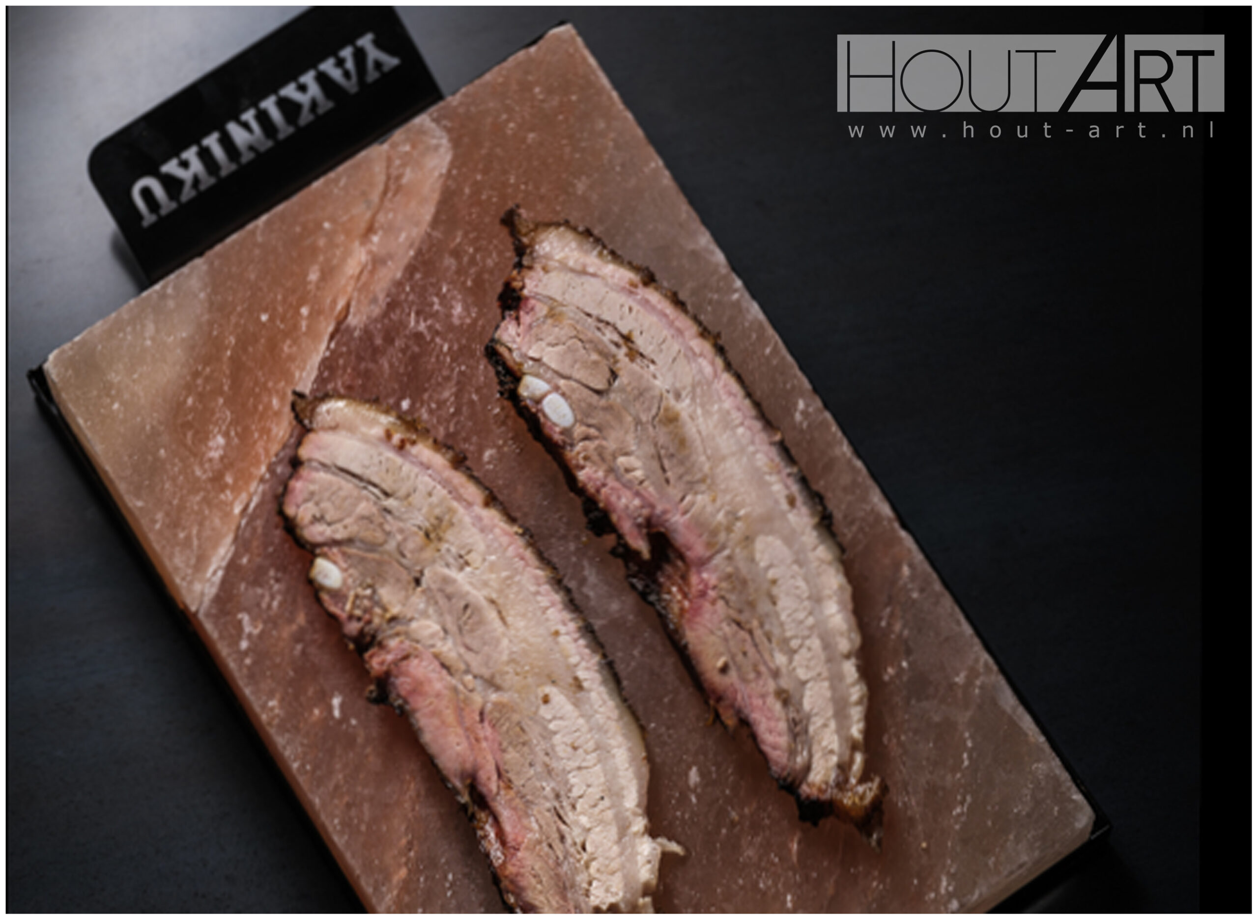 BBQ Yakiniku zoutsteen met houder van Hout-ARt.