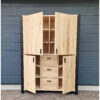 Kast hoog stalen zijframe deuren en lades eiken van Hout-Art, zwarte poedercoating, industrieel, opbergkast.