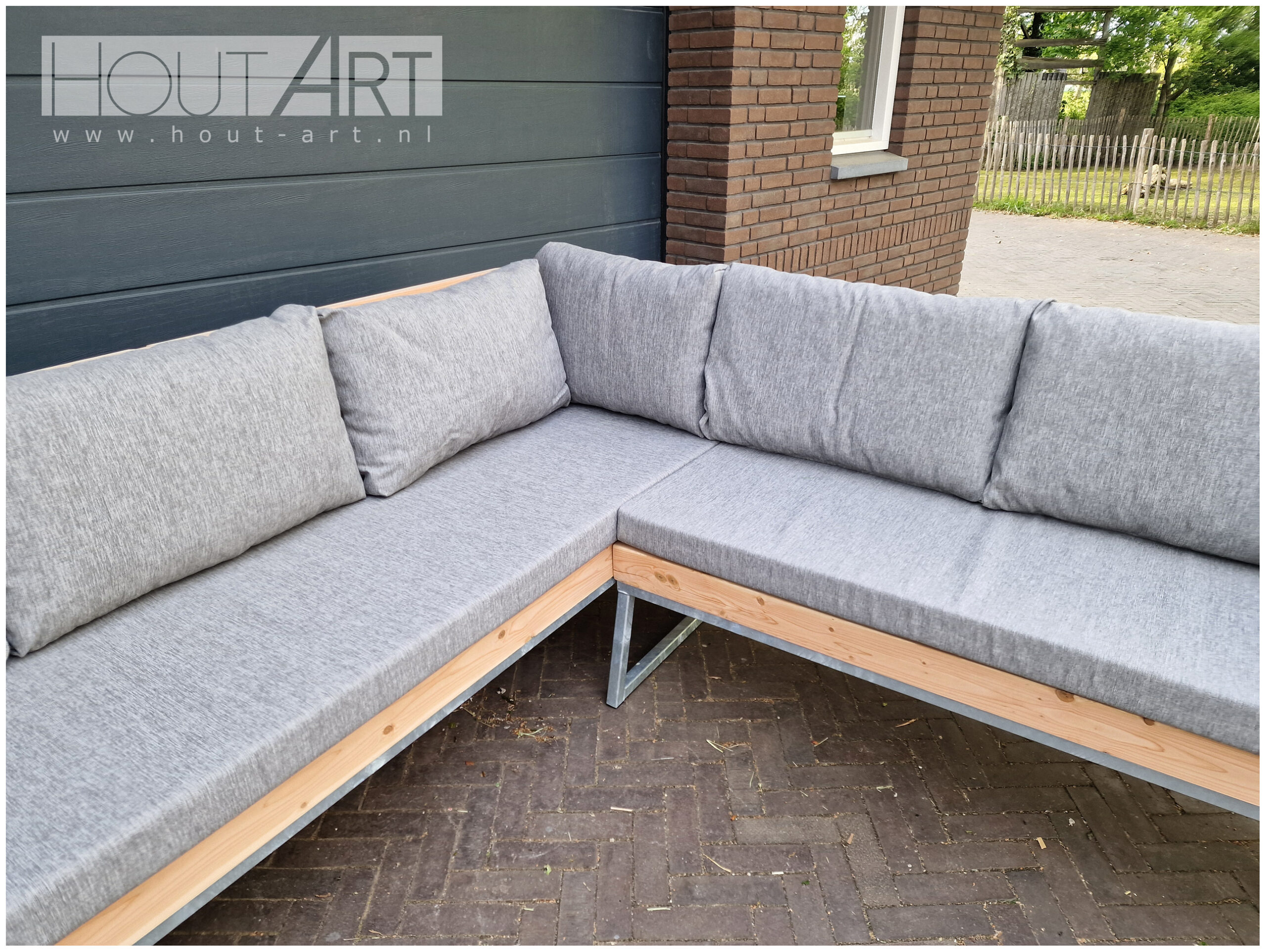 Loungebank hoekbank l-vorm doorlopende rug douglas balken verzinkt stalen frame van Hout-Art.
