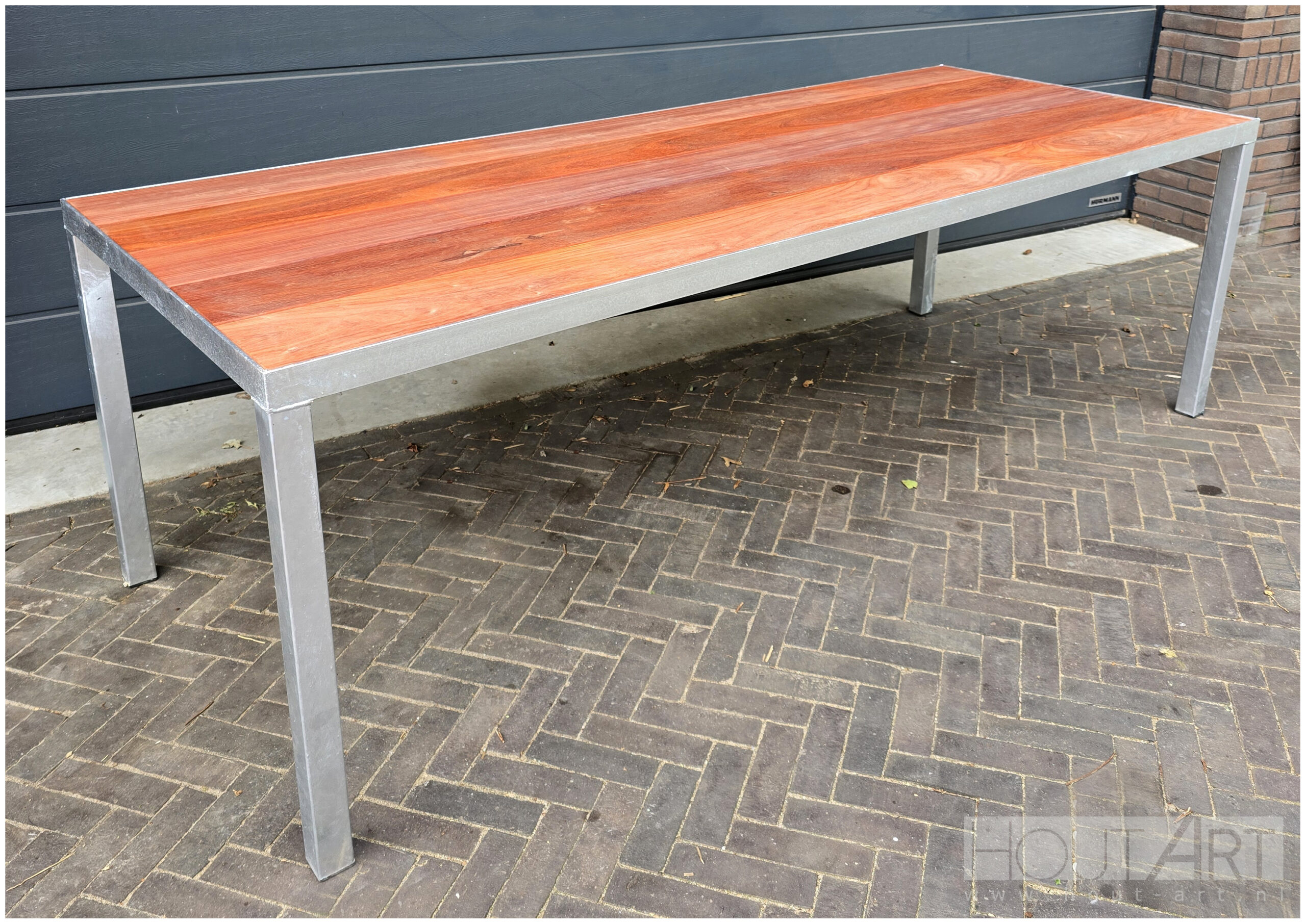 Tafel padoek verzinkt stalen frame eettafel tuintafel inliggend van Hout-Art.