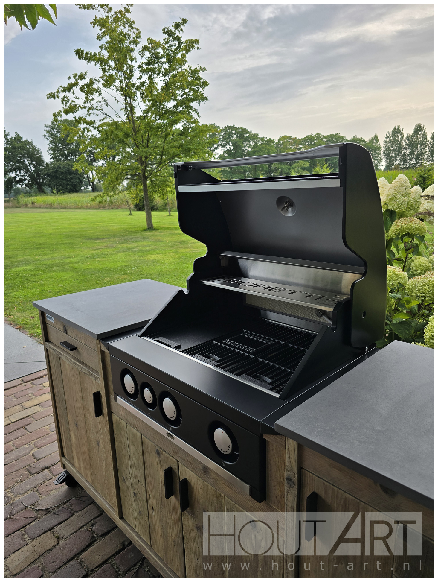 Buitenkeuken Boretti Leonardo Top BBQ steigerhout met deuren van Hout-Art.