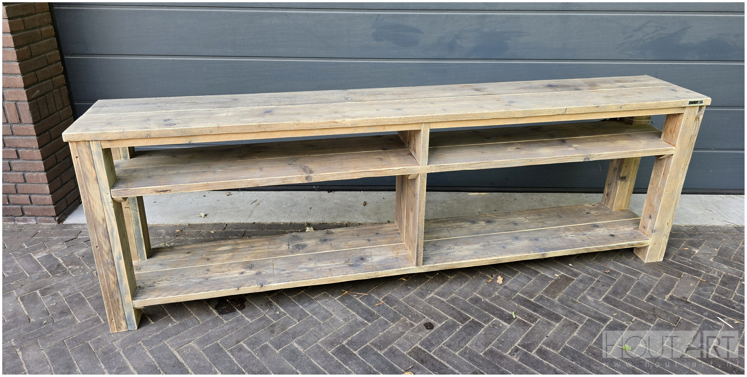 Sidetable steigerhout met blokpoten legplank en open van Hout-Art.